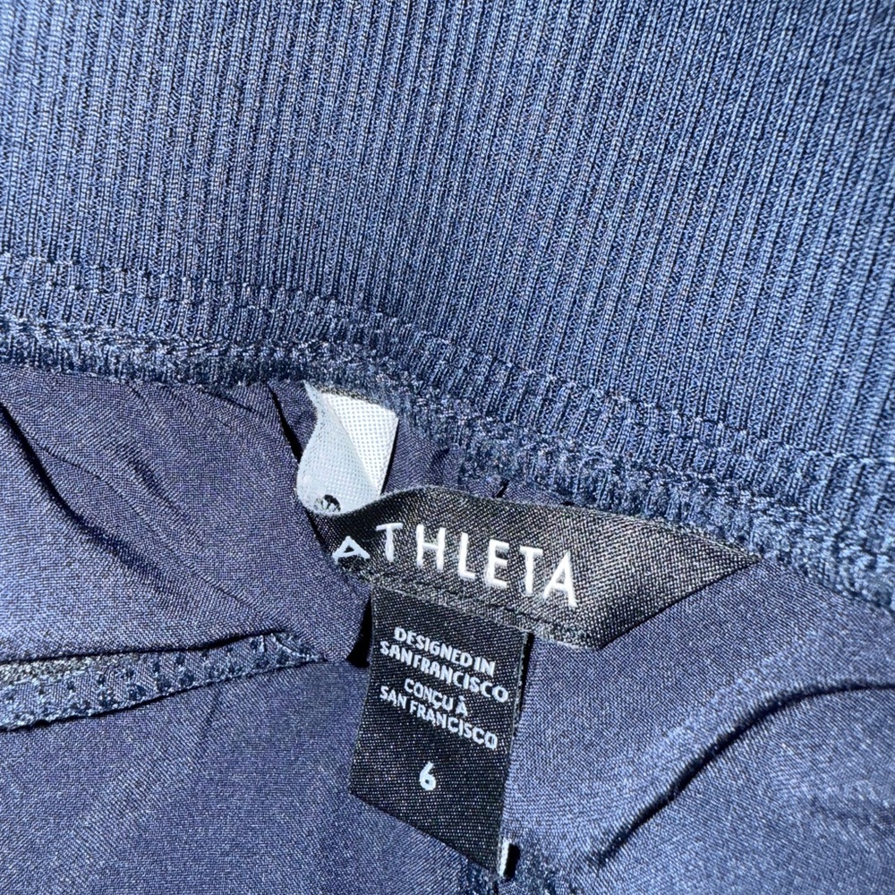 Athleta Pull-On Slim Ankle Pants – Navy – Size 6 (28” Inseam) like new condition - Picture 8 of 8